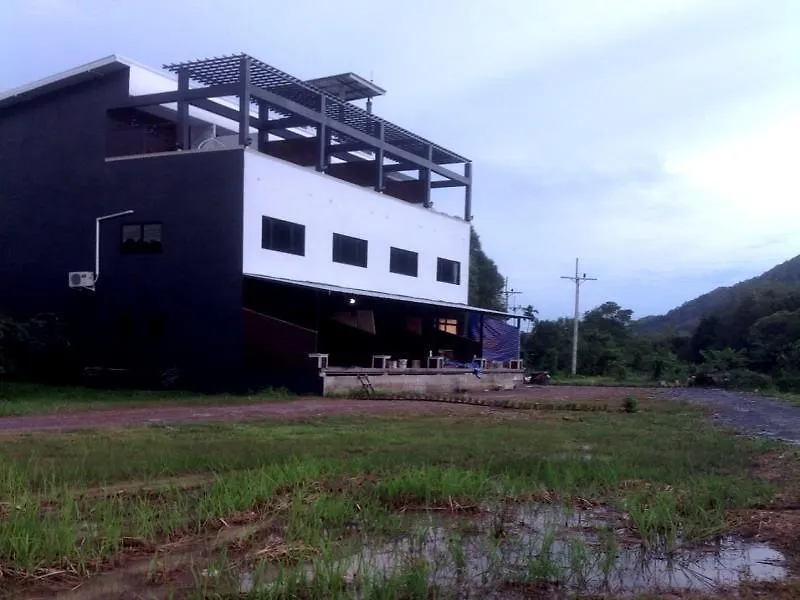 Poonsap Apartment Ban Ai Dao