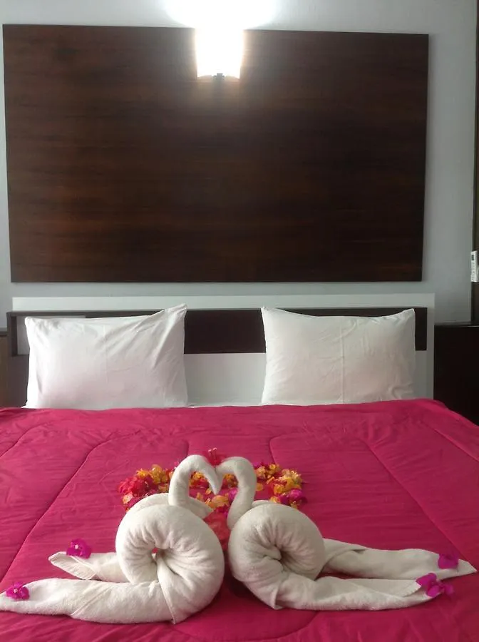 Poonsap Apartment Ban Ai Dao 2*,