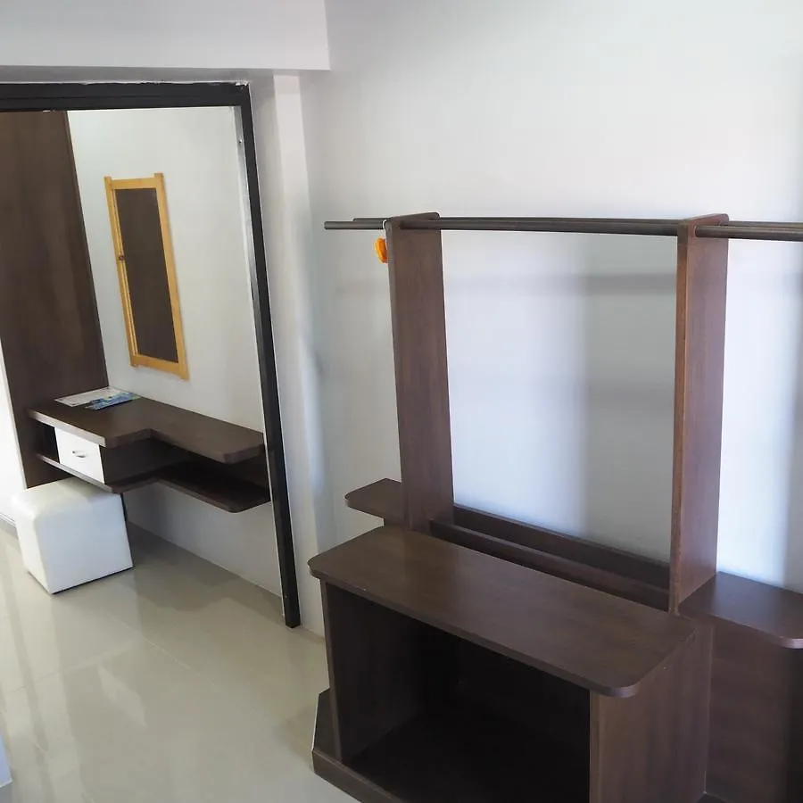 Poonsap Apartment Ban Ai Dao
